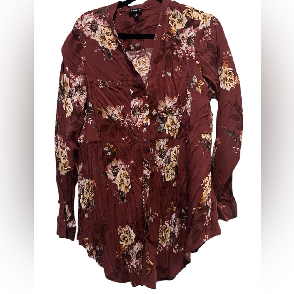 Torrid brand, floral long sleeve dress shirt. - Picture 2 of 4